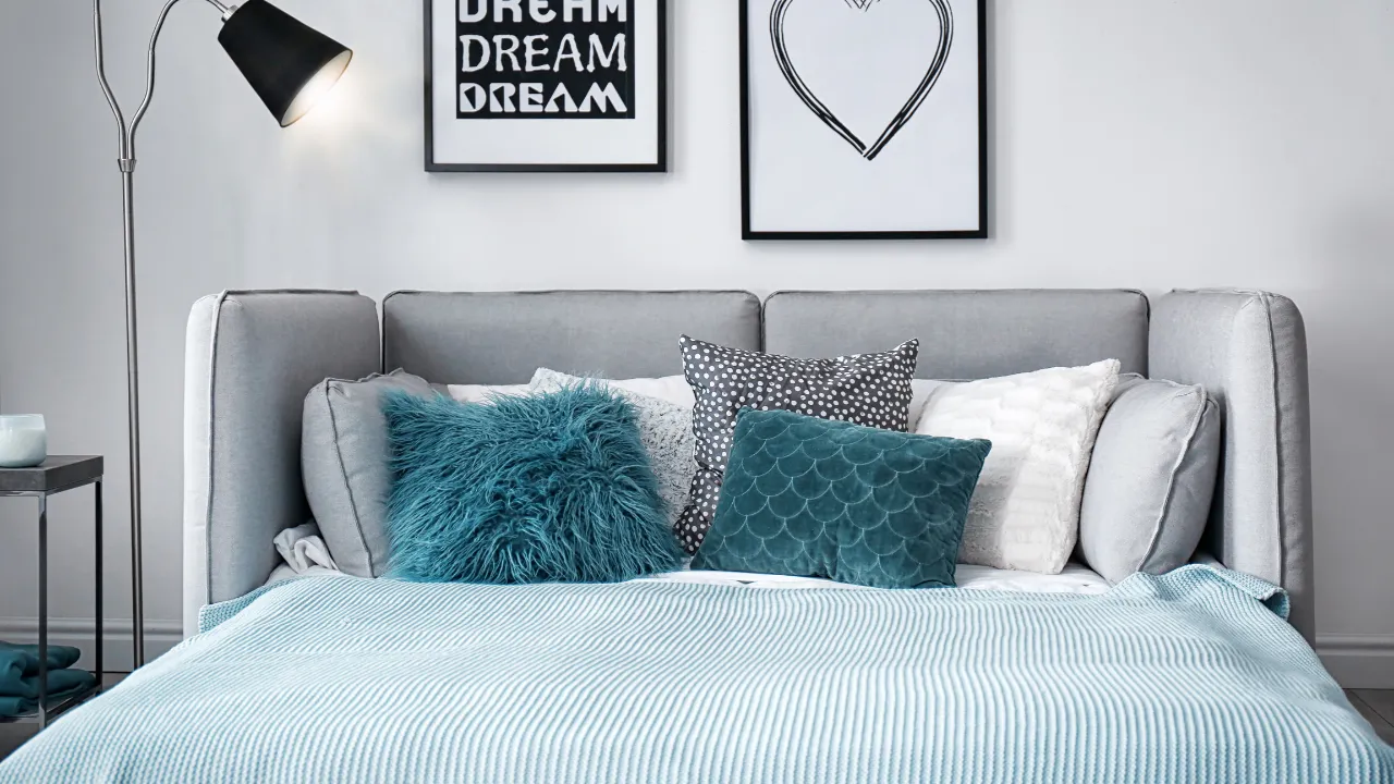 15 ideias para como decorar um quarto de casal com pouco dinheiro que transformarão seu espaço